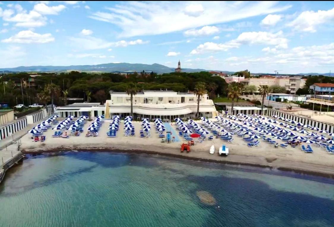 Hotel Bagni Lido ヴァダ エクステリア 写真