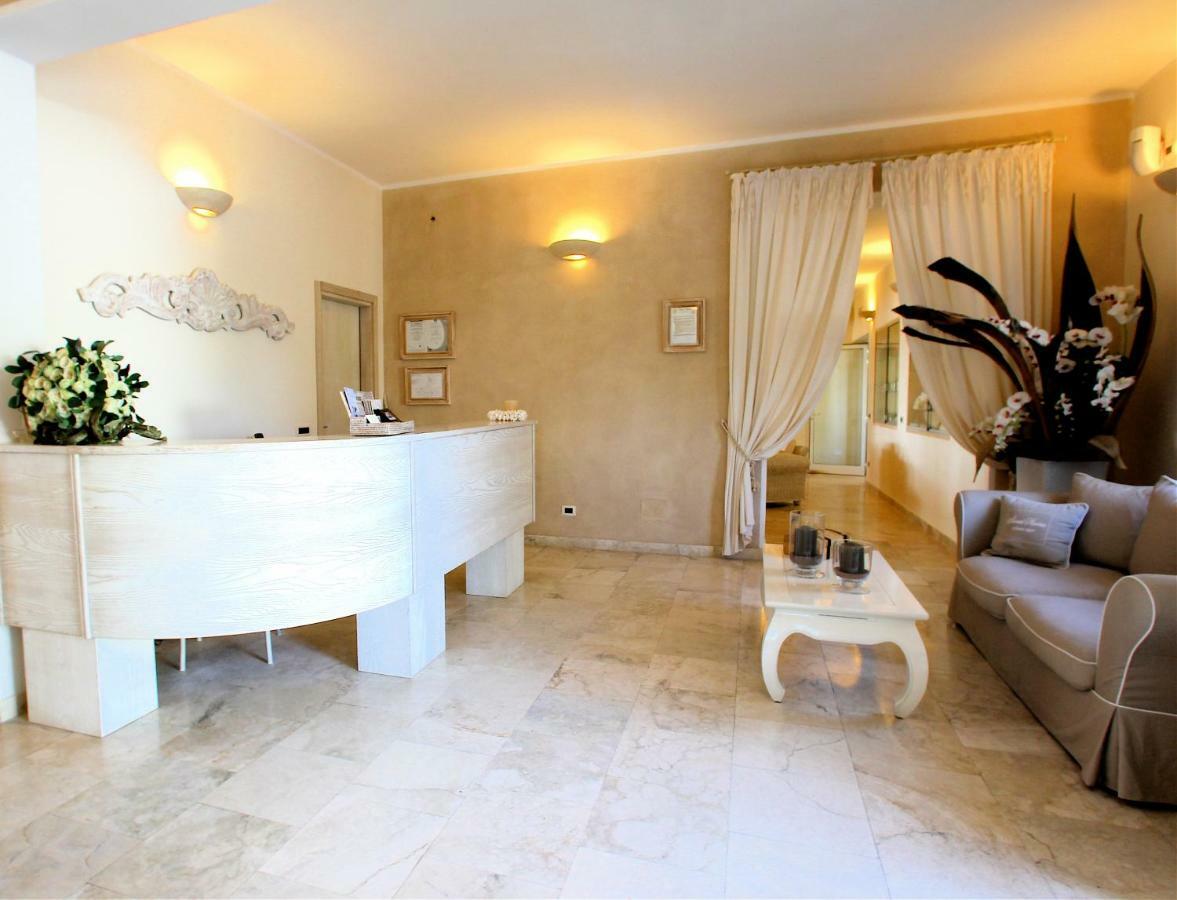Hotel Bagni Lido ヴァダ エクステリア 写真